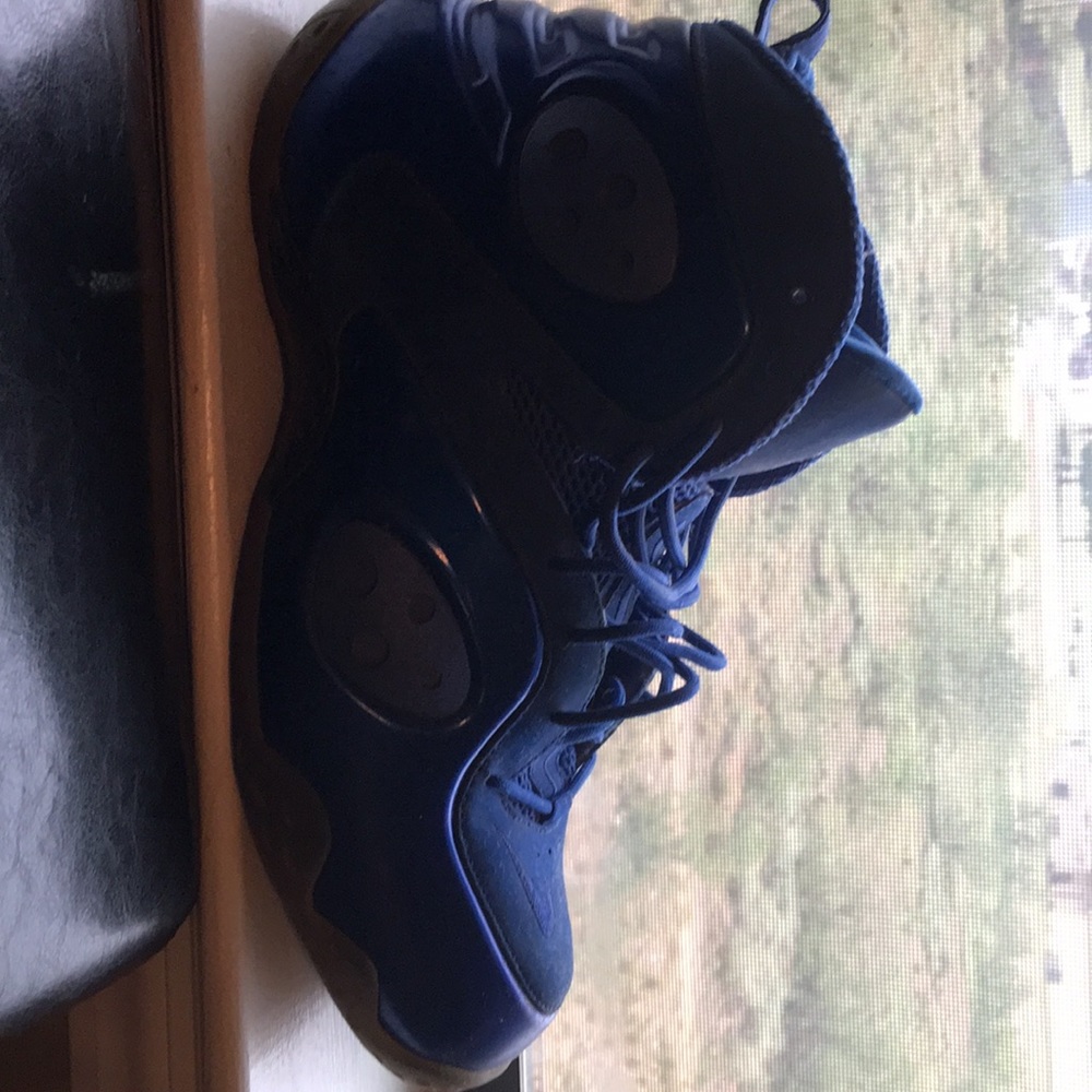 Nike shoes size 13